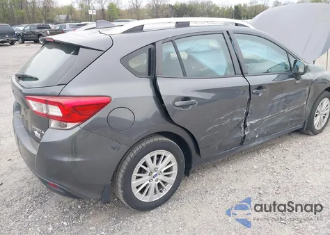 2018 Subaru Impreza 2.0I Premium z USA, uszkodzony, nr VIN 4S3GTAD61J3703780